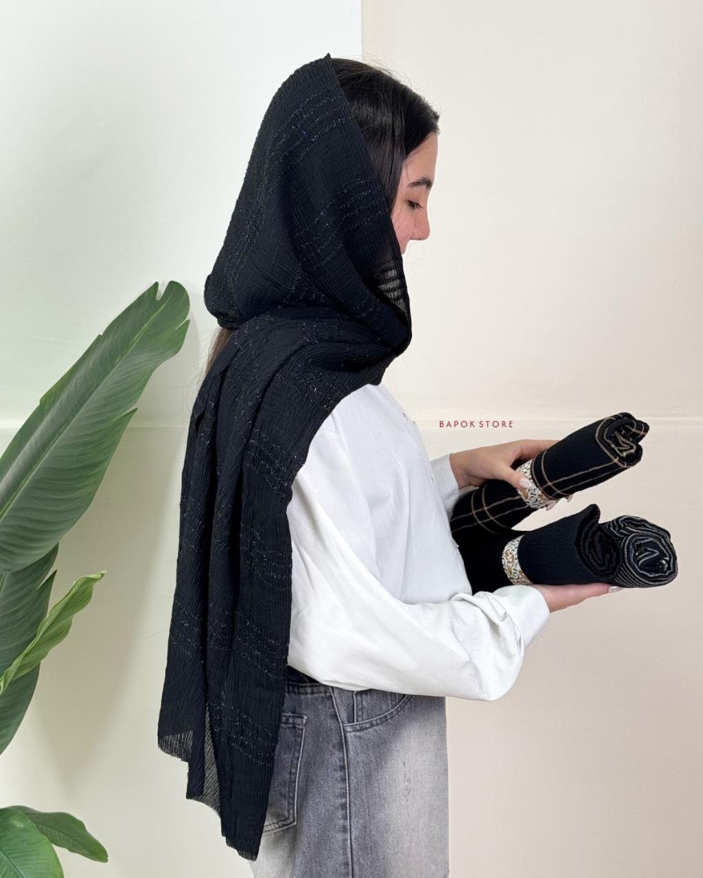 شال پک مشکی